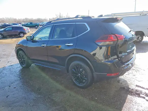 5N1AT2MVXJC798872 2018 NISSAN ROGUE - Image 2