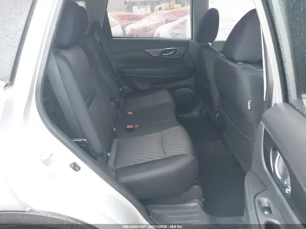 5N1AT2MVXJC800314 2018 NISSAN ROGUE - Image 8