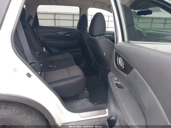 5N1AT2MVXJC802015 2018 NISSAN ROGUE - Image 8
