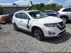 5N1AT2MVXJC802810 2018 NISSAN ROGUE