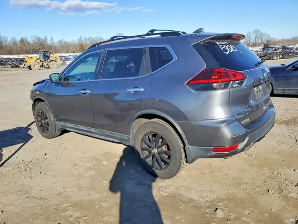 5N1AT2MVXJC809434 2018 NISSAN ROGUE - Image 2