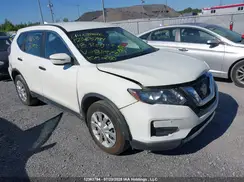 5N1AT2MVXJC811975 2018 NISSAN ROGUE