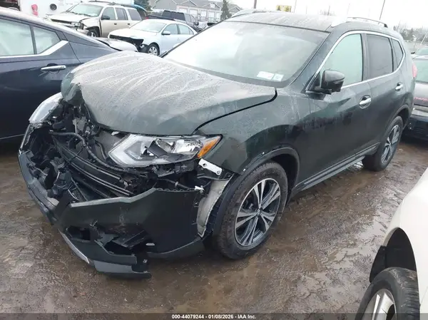 5N1AT2MVXJC816707 2018 NISSAN ROGUE - Image 2
