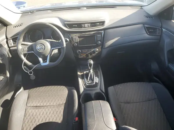 5N1AT2MVXJC825584 2018 NISSAN ROGUE - Image 8