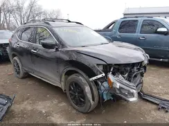 5N1AT2MVXJC825990 2018 NISSAN ROGUE