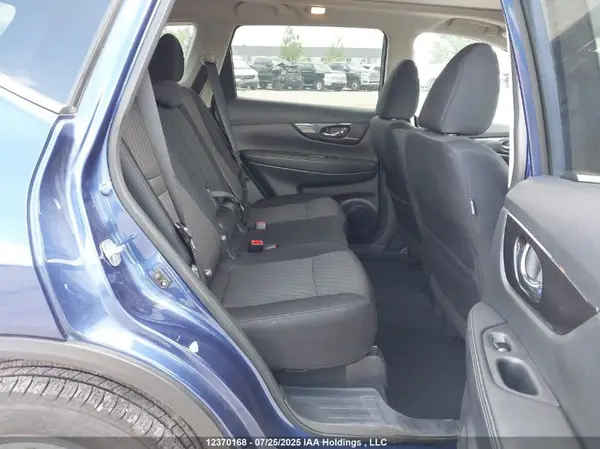 5N1AT2MVXJC834284 2018 NISSAN ROGUE - Image 8