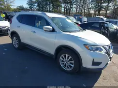 5N1AT2MVXJC839372 2018 NISSAN ROGUE