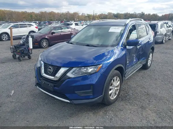 5N1AT2MVXJC842689 2018 NISSAN ROGUE - Image 2