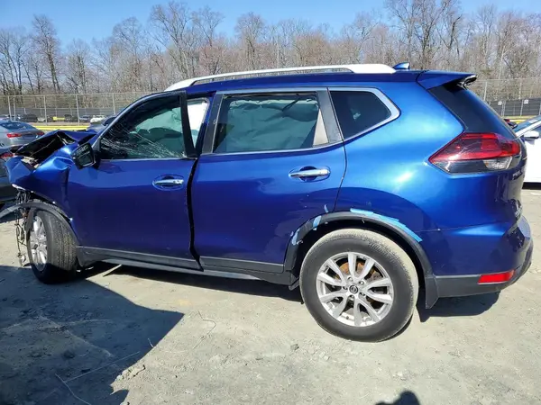 5N1AT2MVXJC848170 2018 NISSAN ROGUE - Image 2