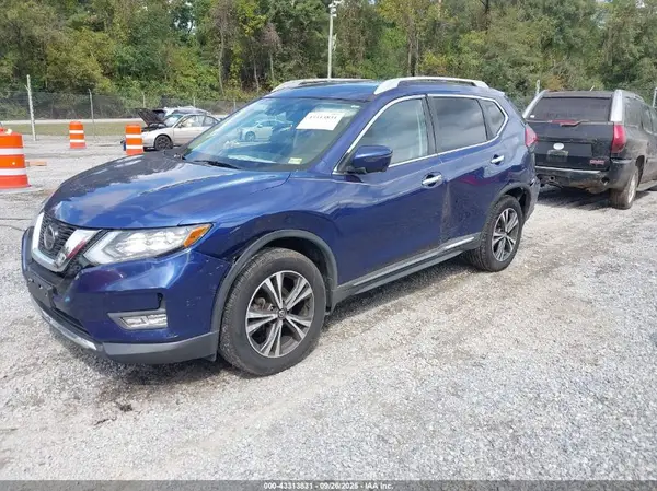 5N1AT2MVXJC849965 2018 NISSAN ROGUE - Image 2