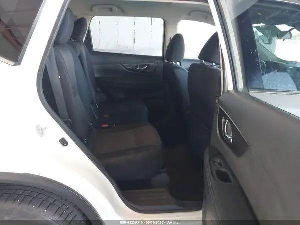 5N1AT2MVXKC702563 2019 NISSAN ROGUE - Image 8