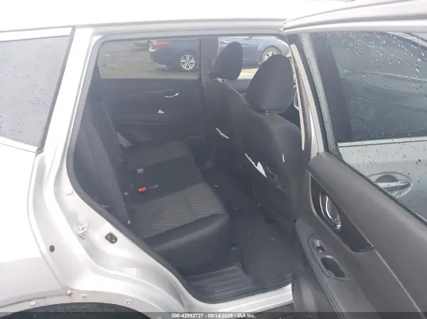 5N1AT2MVXKC703034 2019 NISSAN ROGUE - Image 8