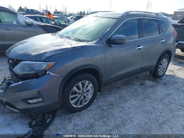5N1AT2MVXKC721355 2019 NISSAN ROGUE - Image 2