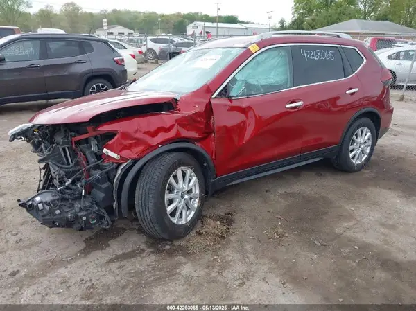 5N1AT2MVXKC721517 2019 NISSAN ROGUE - Image 2