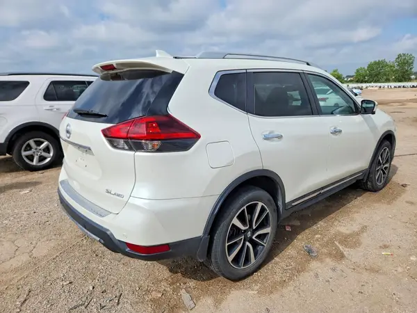 5N1AT2MVXKC738723 2019 NISSAN ROGUE - Image 2