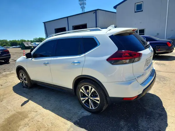5N1AT2MVXKC759247 2019 NISSAN ROGUE - Image 2