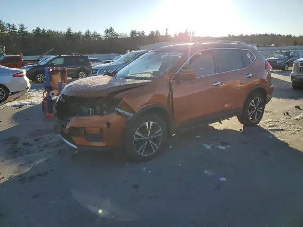 5N1AT2MVXKC776078 2019 NISSAN ROGUE - Image 1