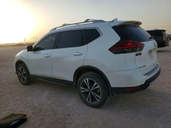 5N1AT2MVXKC777408 2019 NISSAN ROGUE - Image 2