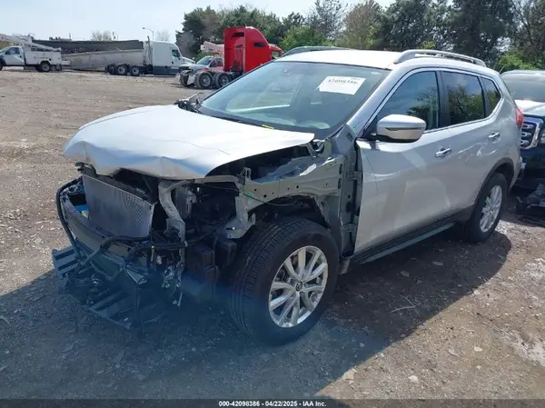 5N1AT2MVXKC799022 2019 NISSAN ROGUE - Image 2