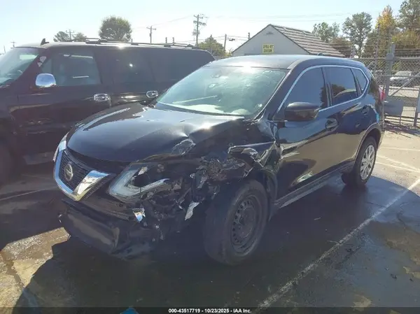 5N1AT2MVXKC799375 2019 NISSAN ROGUE - Image 2