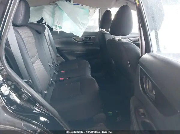 5N1AT2MVXKC803764 2019 NISSAN ROGUE - Image 8