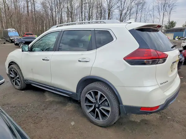 5N1AT2MVXKC813730 2019 NISSAN ROGUE - Image 2