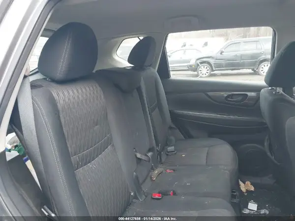 5N1AT2MVXKC814070 2019 NISSAN ROGUE - Image 8