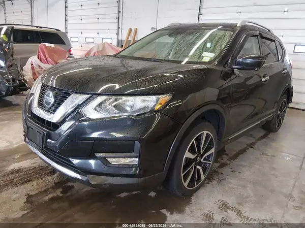 5N1AT2MVXKC825294 2019 NISSAN ROGUE - Image 2