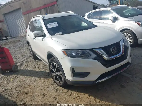 5N1AT2MVXKC825781 2019 NISSAN ROGUE - Image 1