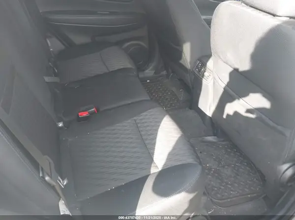 5N1AT2MVXKC825781 2019 NISSAN ROGUE - Image 8