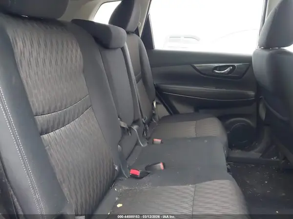 5N1AT2MVXKC827773 2019 NISSAN ROGUE - Image 8