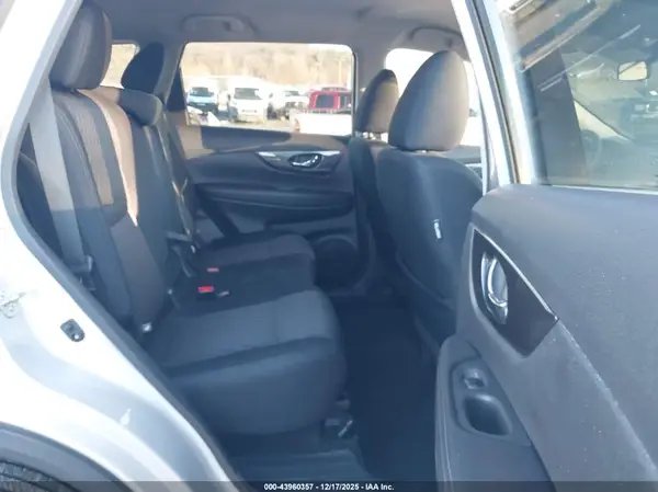 5N1AT2MVXLC752039 2020 NISSAN ROGUE - Image 8
