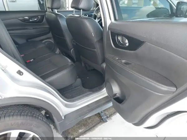 5N1AT2MVXLC770587 2020 NISSAN ROGUE - Image 8