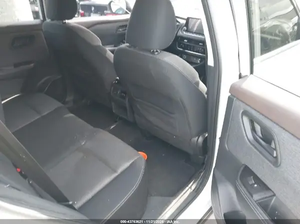 5N1AT3AA0MC697254 2021 NISSAN ROGUE - Image 8
