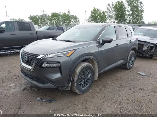 5N1AT3AA0NC689379 2022 NISSAN ROGUE - Image 2