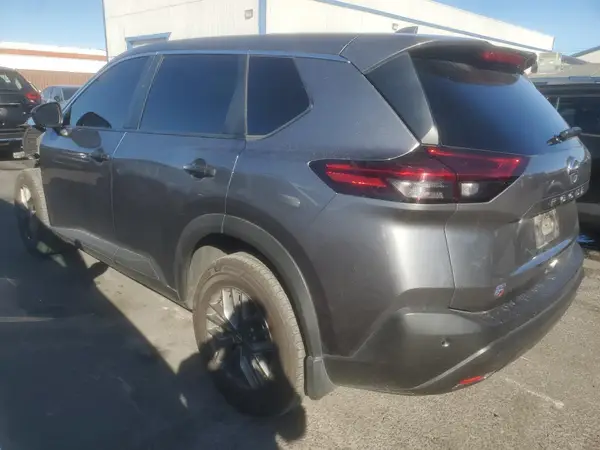 5N1AT3AA1MC798710 2021 NISSAN ROGUE - Image 2