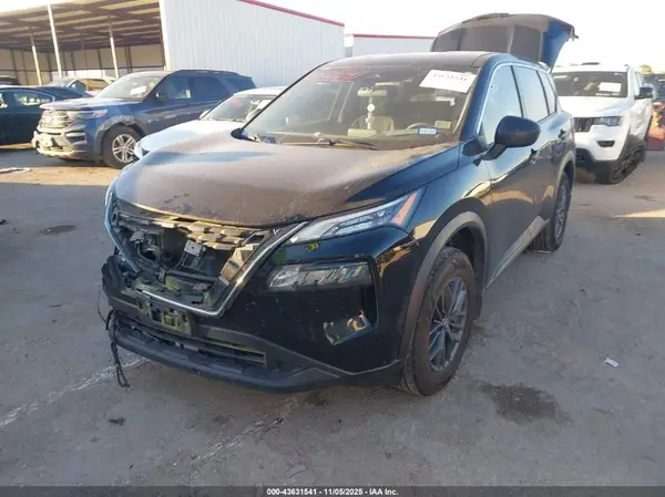 5N1AT3AA2MC679368 2021 NISSAN ROGUE - Image 2
