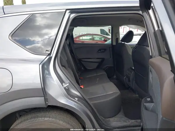5N1AT3AA2MC747166 2021 NISSAN ROGUE - Image 8