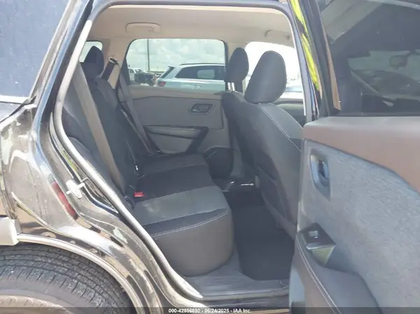 5N1AT3AA2MC761164 2021 NISSAN ROGUE - Image 8