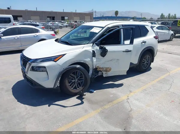 5N1AT3AA3MC748570 2021 NISSAN ROGUE - Image 2