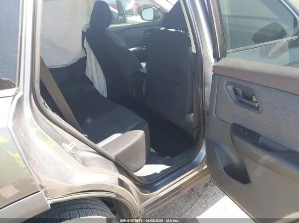 5N1AT3AA3MC798580 2021 NISSAN ROGUE - Image 8