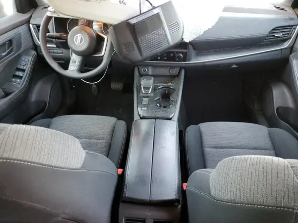 5N1AT3AA4MC757245 2024 NISSAN ROGUE - Image 8