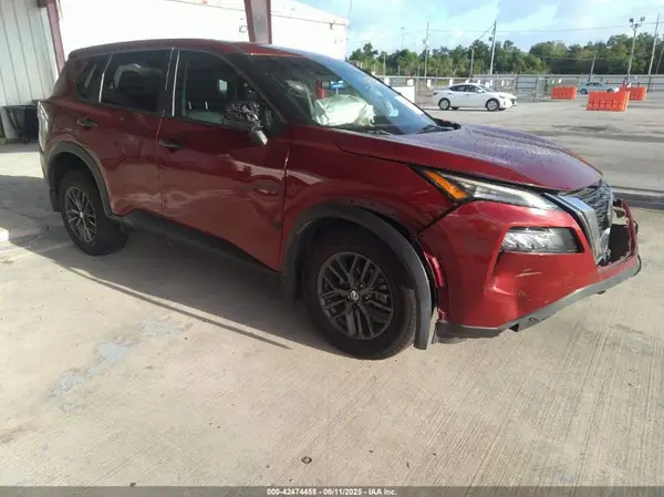 5N1AT3AA4MC820537 2021 NISSAN ROGUE - Image 1