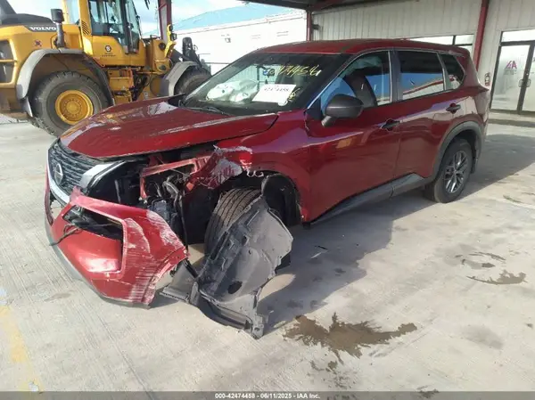 5N1AT3AA4MC820537 2021 NISSAN ROGUE - Image 2