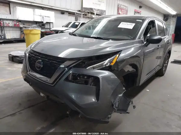 5N1AT3AA4MC834731 2021 NISSAN ROGUE - Image 2