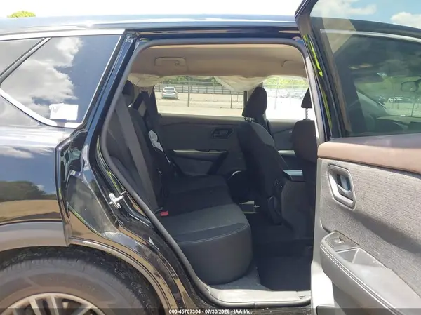 5N1AT3AA4MC836981 2021 NISSAN ROGUE - Image 8
