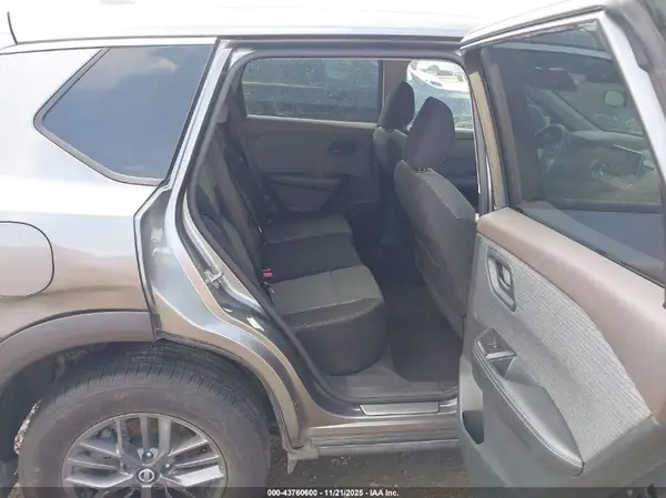 5N1AT3AA5MC681891 2021 NISSAN ROGUE - Image 8