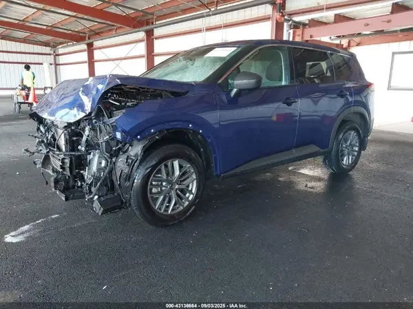5N1AT3AA5MC847438 2021 NISSAN ROGUE - Image 2