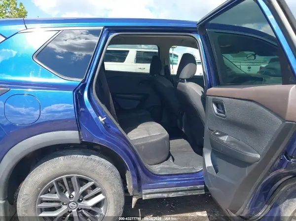 5N1AT3AA6MC686324 2021 NISSAN ROGUE - Image 8
