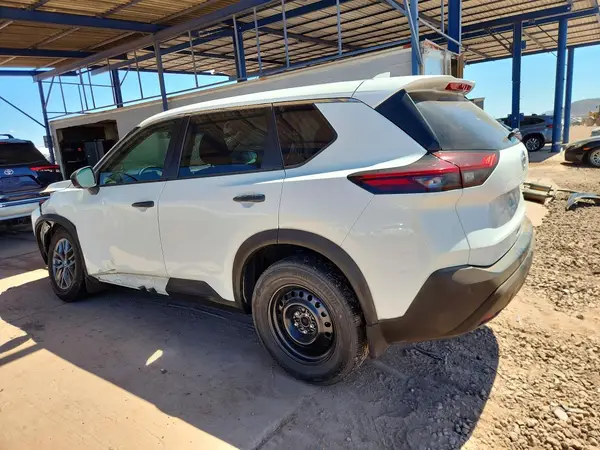5N1AT3AA7MC693072 2021 NISSAN ROGUE - Image 2